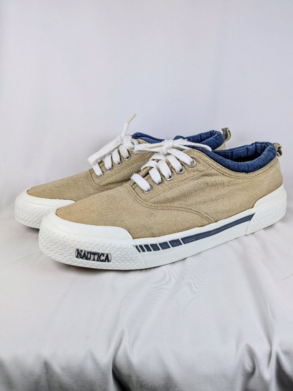 Vintage 90s Nautica Voyager Canvas Sneakers Khaki Navy Mens 9